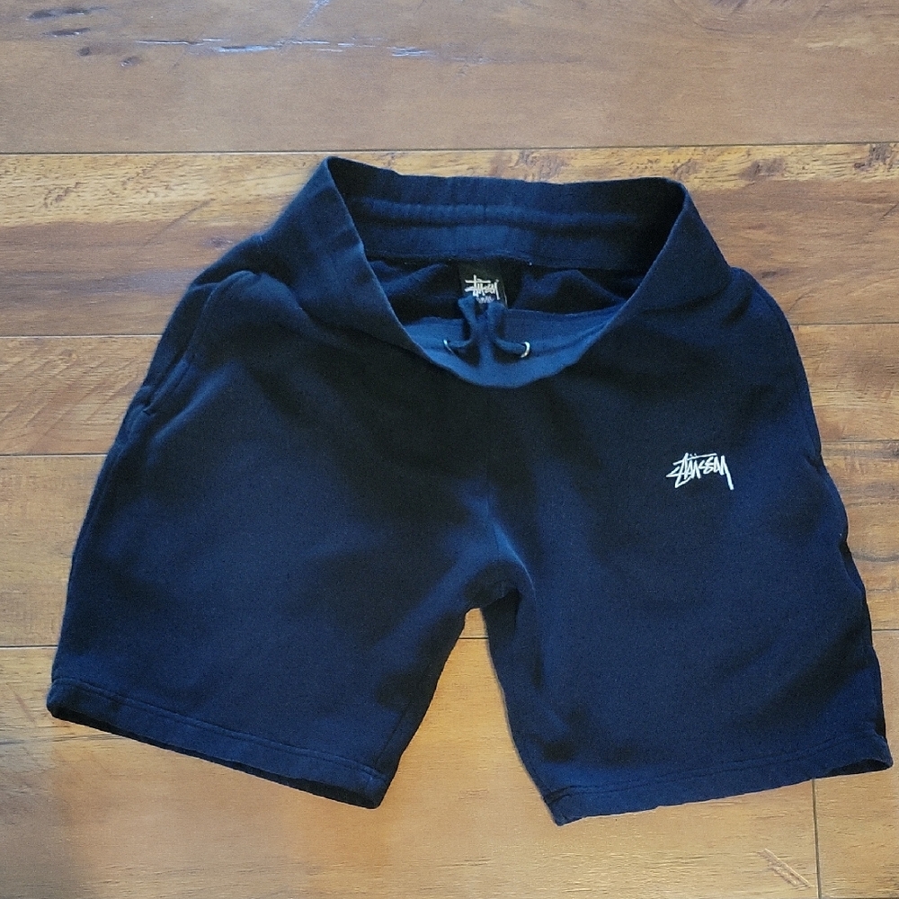 Men's sz small Stussy shorts Black